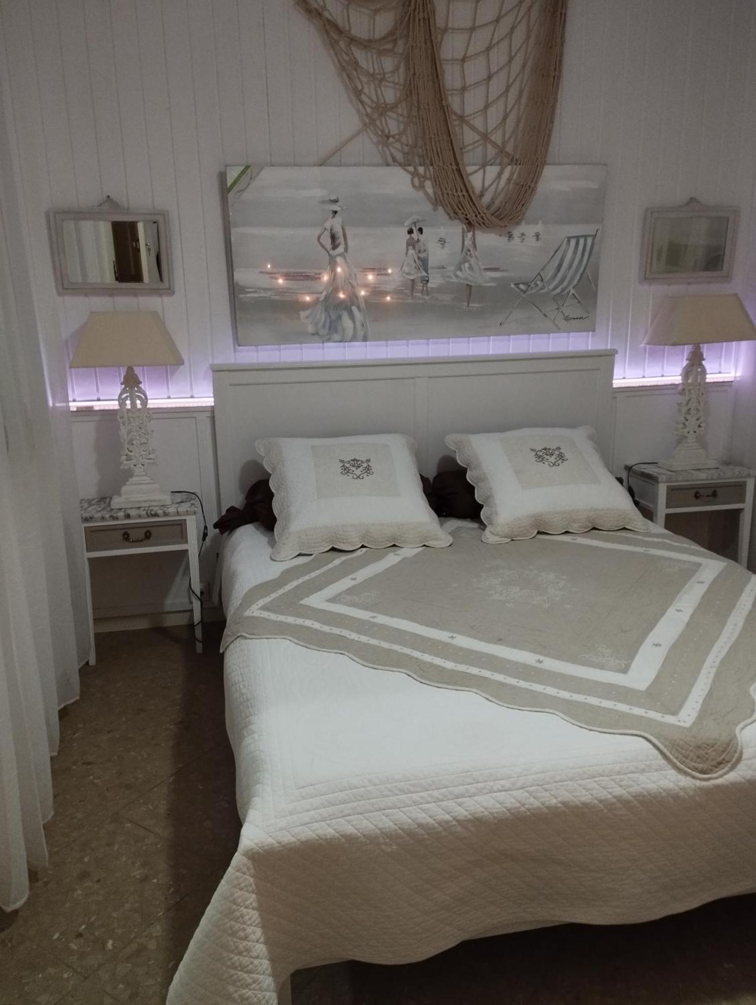 Chambres D'Hotes Chez Catherine A Reus Chambre Bord De Mer Avec Salle De Bains Privee Exterior photo